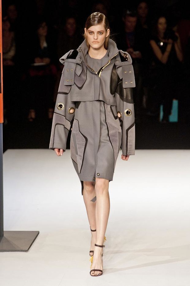 Just Cavalli: إنفجار الألوان والحياة النابضة