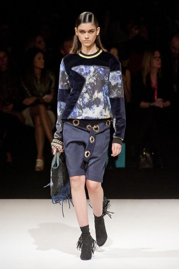 Just Cavalli: إنفجار الألوان والحياة النابضة