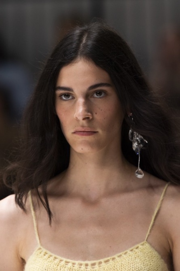 اسبوع الموضة في لندن 2019 مجموعة JW ANDERSON  للأزياء الجاهزة  لربيع وصيف 2020