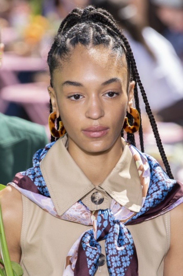 عرض أزياء كيت سبايد لموسم ربيع وصيف 2020