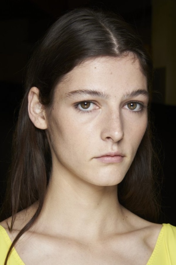 عرض ازياء مجموعة كنزو Kenzo لربيع وصيف 2021 من اسبوع الموضة في باريس