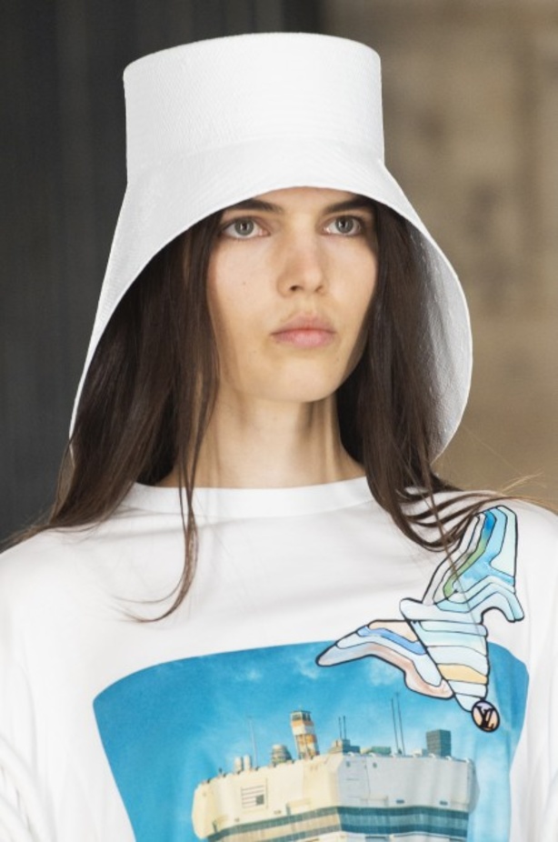 مجموعة فريدة ومميّزة من دار Louis Vuitton لربيع وصيف 2019