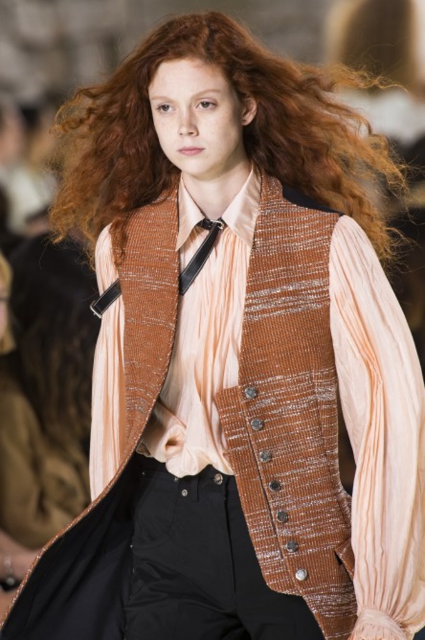 مجموعة لوي فيتون تختم أسبوع الموضة الباريسي