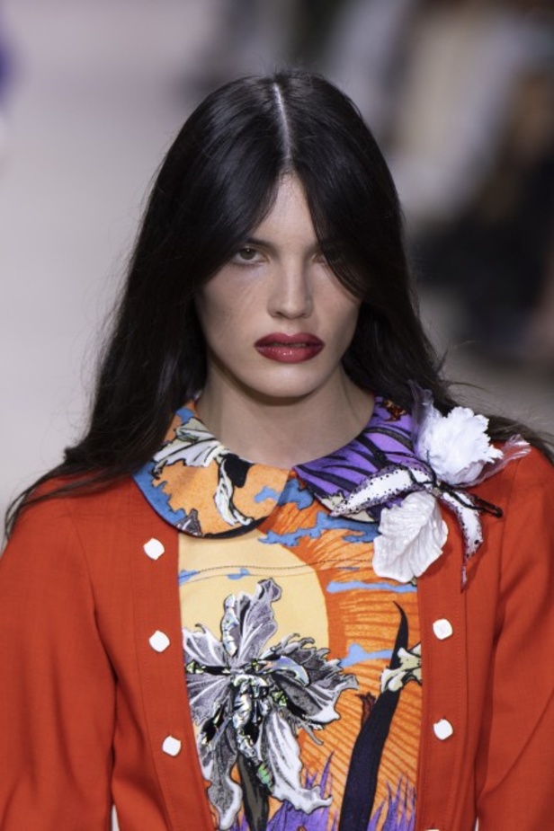 إطلالات فائقة الأناقة خلال عرض Louis Vuitton لربيع وصيف 2020