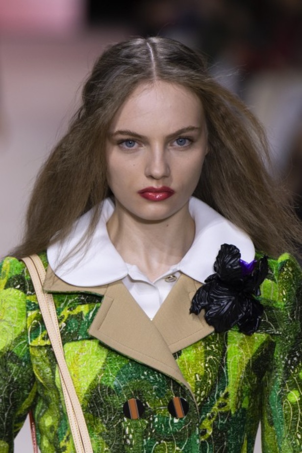 إطلالات فائقة الأناقة خلال عرض Louis Vuitton لربيع وصيف 2020