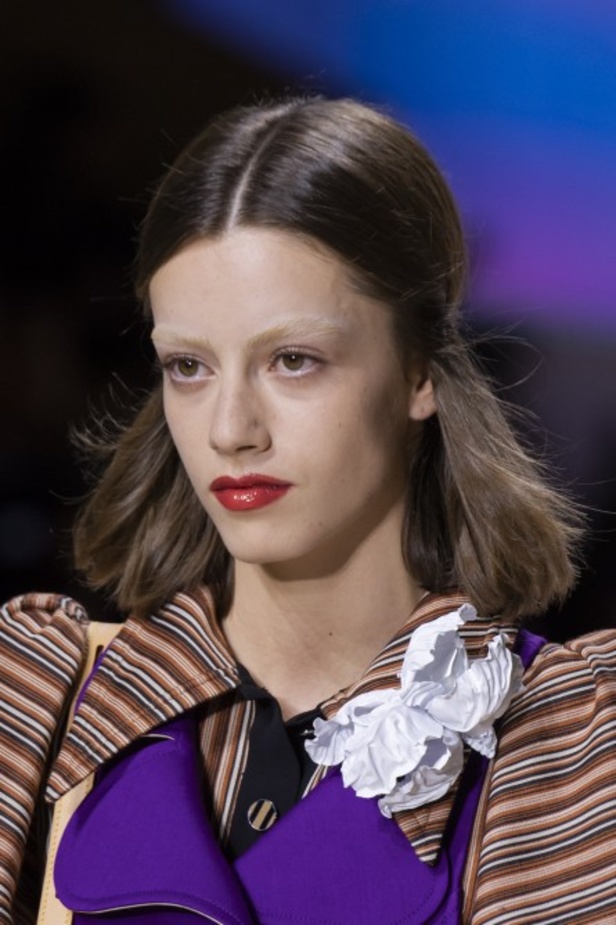 إطلالات فائقة الأناقة خلال عرض Louis Vuitton لربيع وصيف 2020