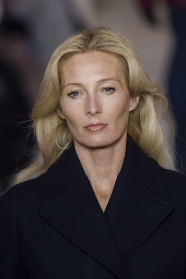 عرض مجموعة Lanvin FW20 في باريس 