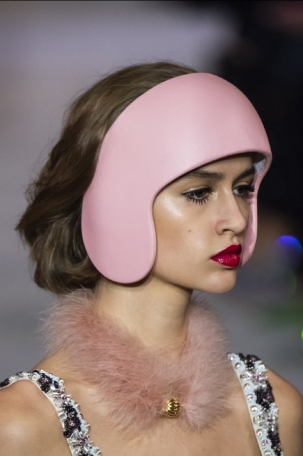 عرض مجموعة Lanvin FW20 في باريس 