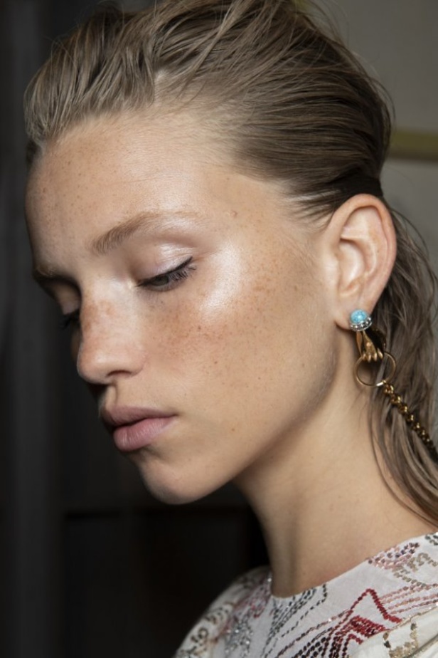 اسبوع الموضة في باريس 2019 عرض أزياء LANVIN لربيع وصيف 2020