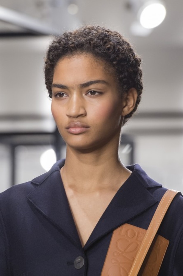 عرض ازياء لويفي لخريف وشتاء 2018