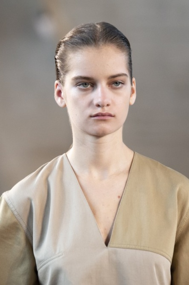 عرض أزياء Loewe لربيع وصيف 2019