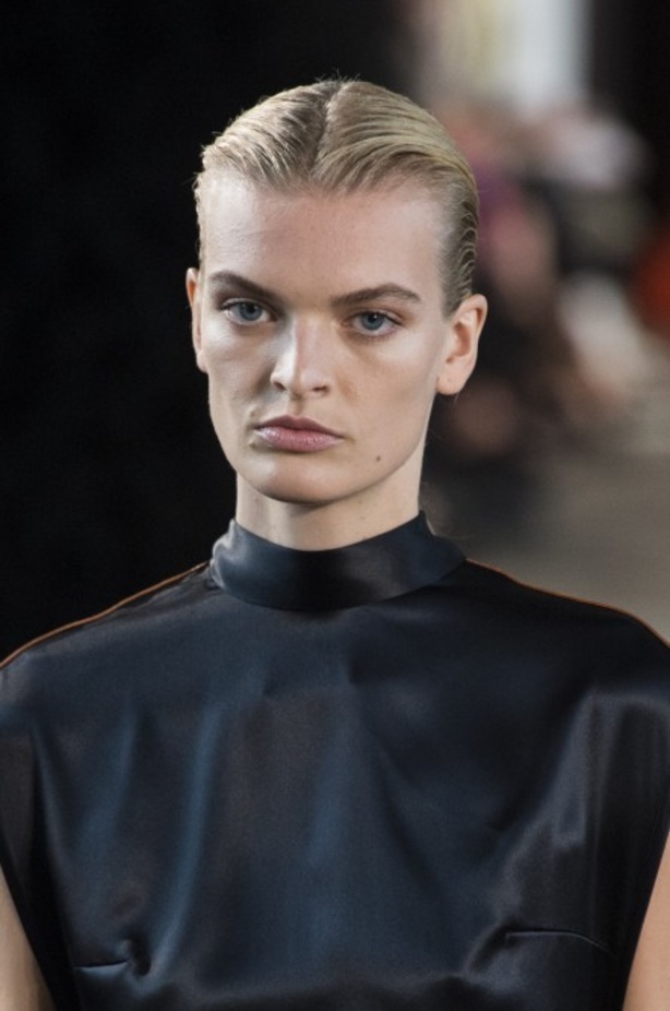 عرض أزياء Loewe لربيع وصيف 2019