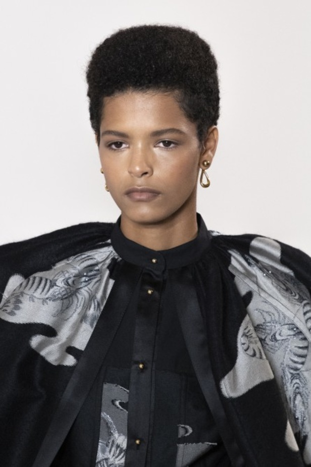 عرض مجموعة LOEWE لموسم خريف وشتاء 2020