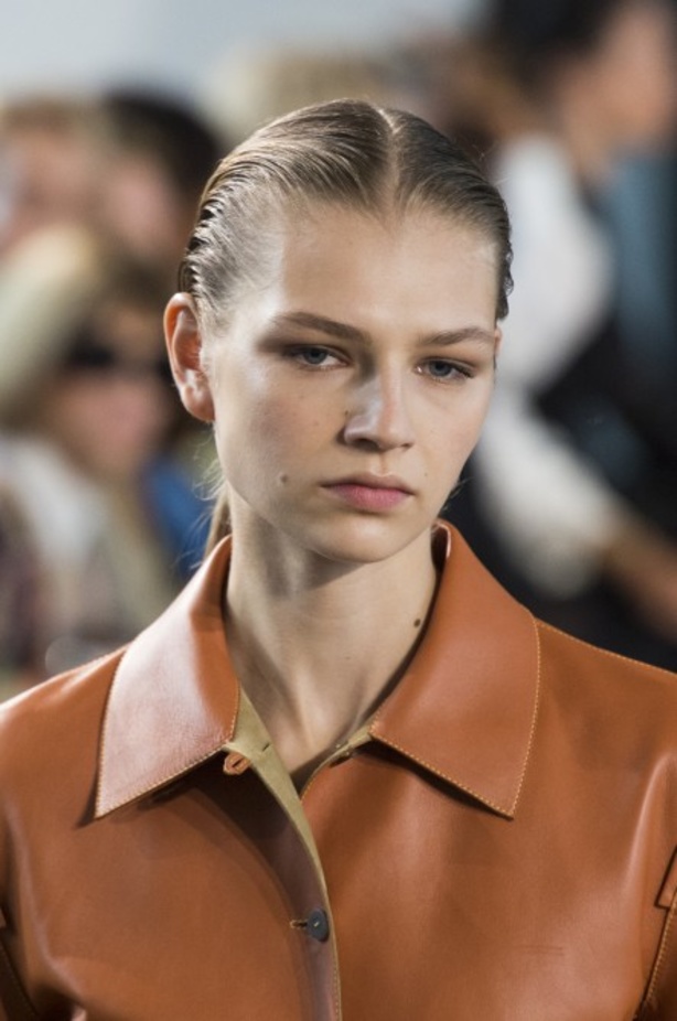 عرض أزياء Loewe لربيع وصيف 2019