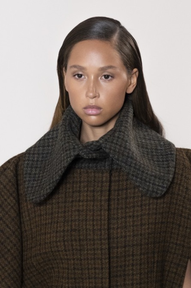 عرض مجموعة LOEWE لموسم خريف وشتاء 2020