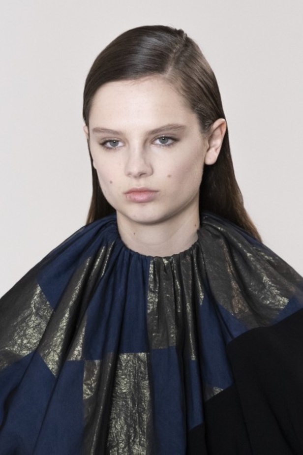 عرض مجموعة LOEWE لموسم خريف وشتاء 2020