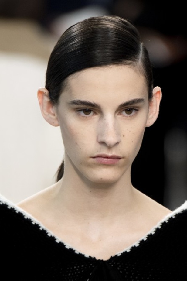 اسبوع الموضة في باريس 2019 مجموعة لويفي لربيع وصيف 2020