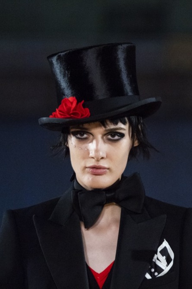اسبوع الموضة في نيويورك 2019 عرض مجموعة  marc jacobs ربيع وصيف 2020