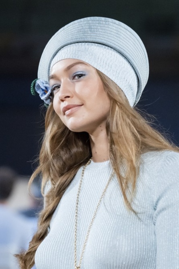 اسبوع الموضة في نيويورك 2019 عرض مجموعة  marc jacobs ربيع وصيف 2020