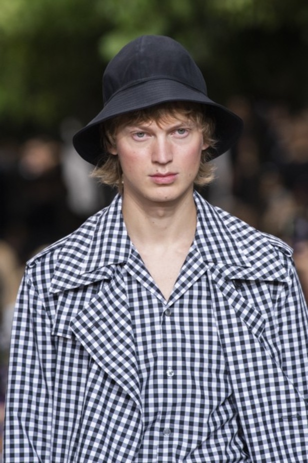 أسبوع الموضة في نيويورك 2019 .. عرض أحدث موديلات شنط Michael Kors