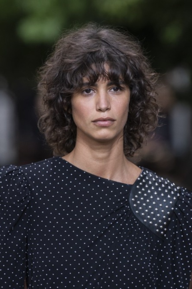 أسبوع الموضة في نيويورك 2019 .. عرض أحدث موديلات شنط Michael Kors