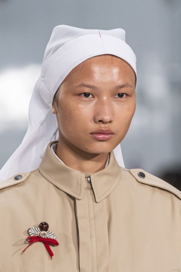 اسبوع الموضة في باريس 2019 مجموعة MAISON MARGIELA  لربيع وصيف 2020