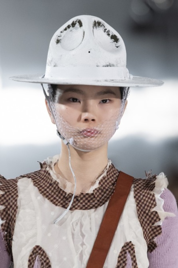 مجموعة Maison Margiela لخريف وشتاء 2020-2021 في باريس