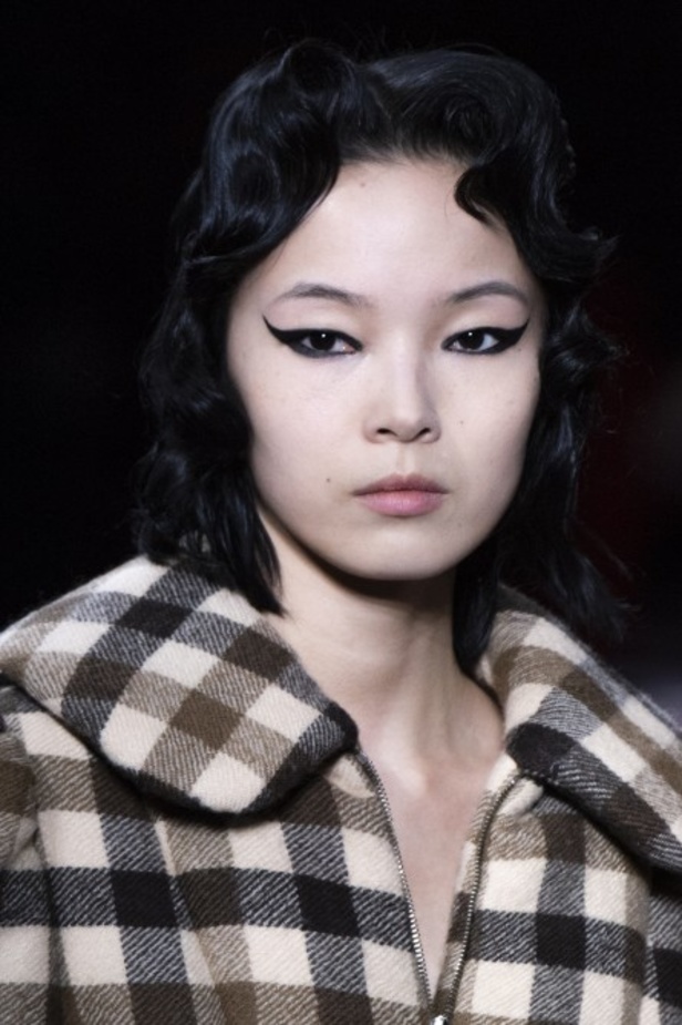 عرض أزياء دار Miu Miu لخريف وشتاء 2020-2021