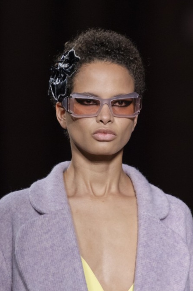 عرض أزياء دار Miu Miu لخريف وشتاء 2020-2021