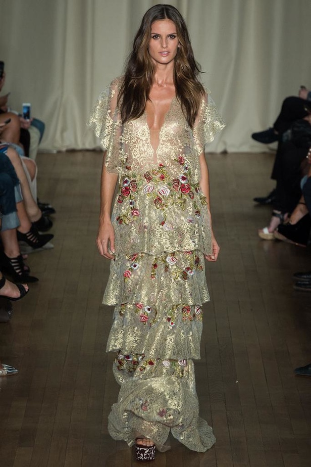 Marchesa : أحلام وردية من عالم الأميرات