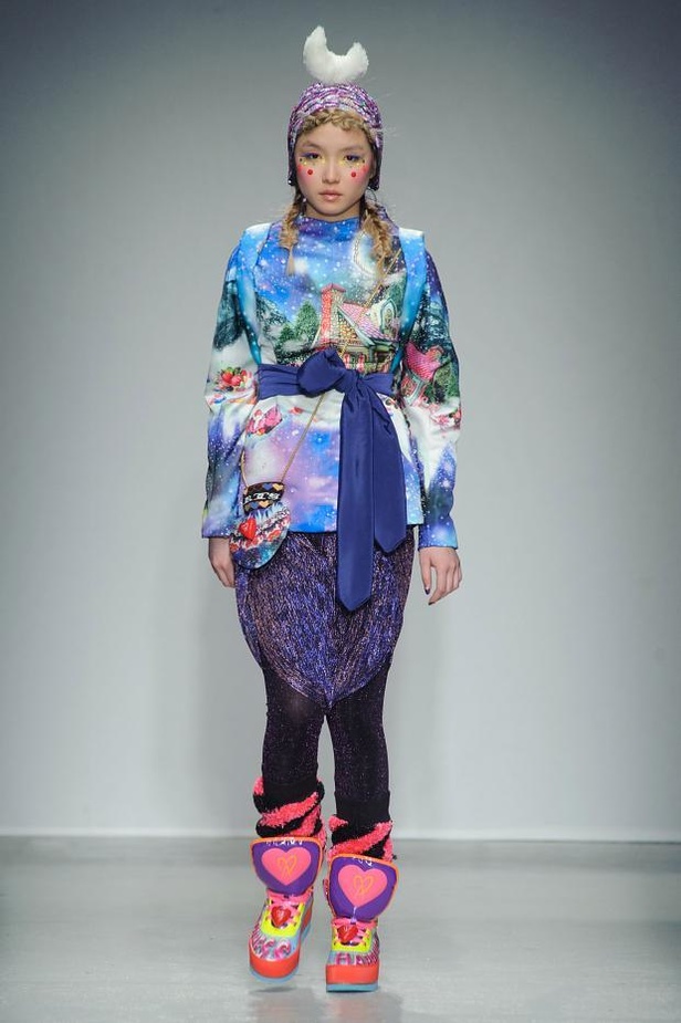 Manish Orora: الجنون الفني