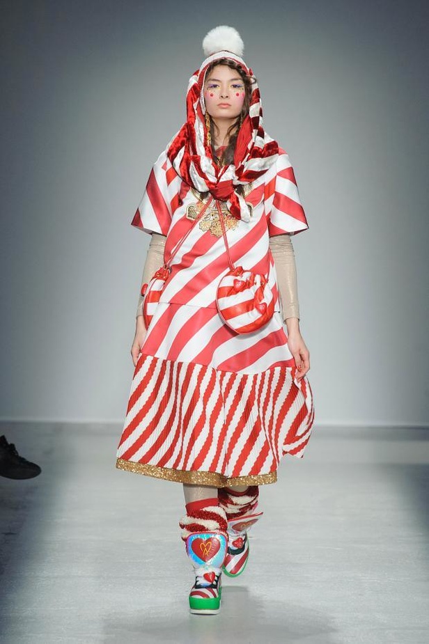 Manish Orora: الجنون الفني