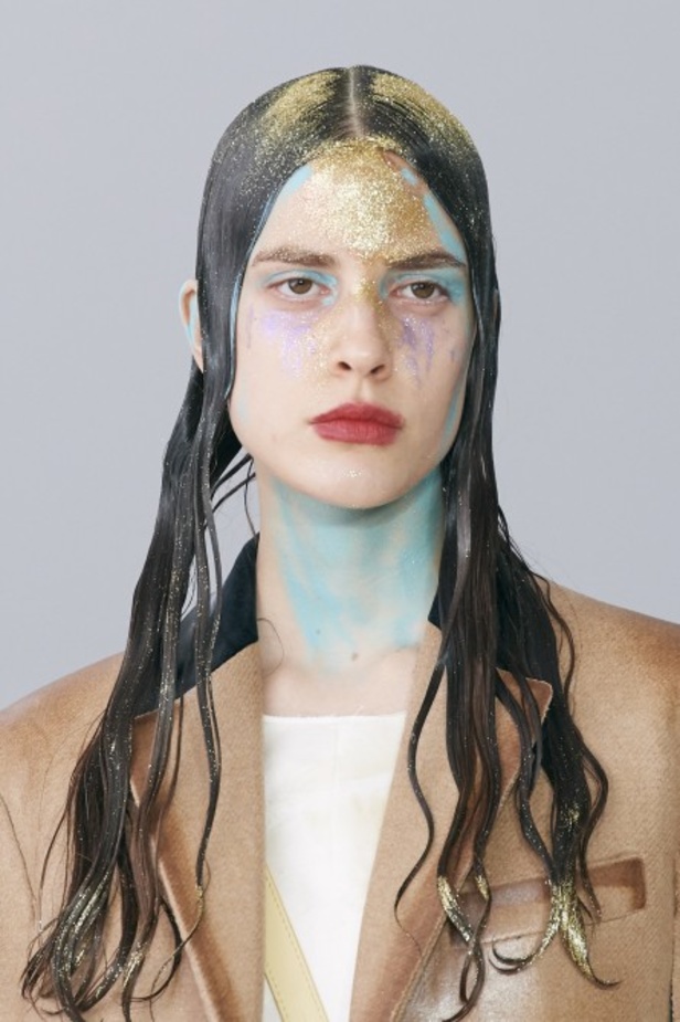 خطوط تجريدية في عرض مجموعة Marni FW20