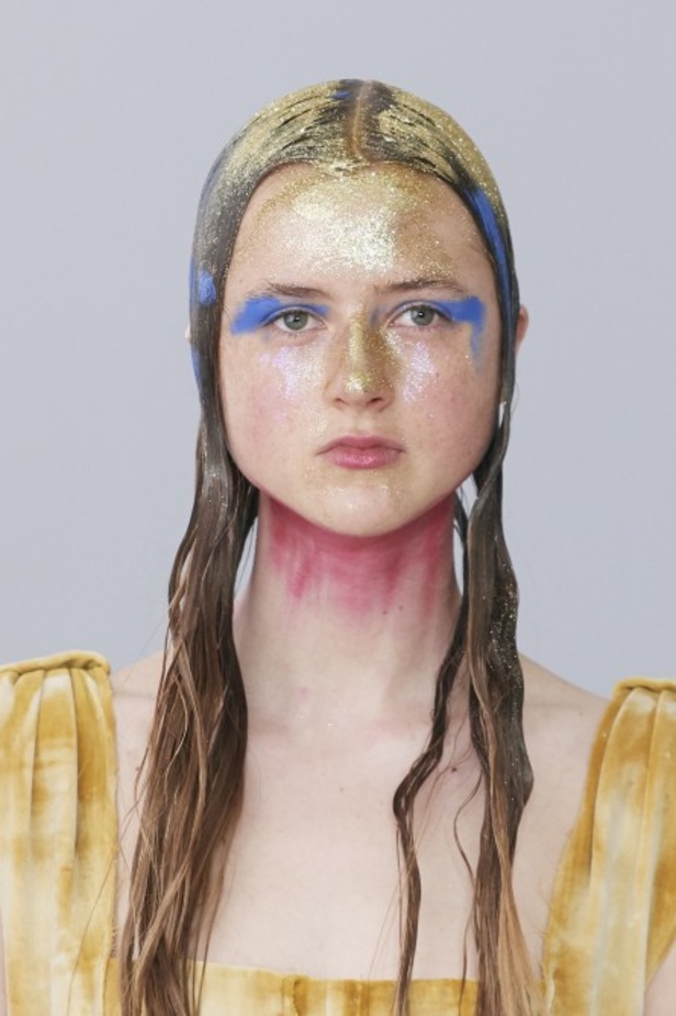 خطوط تجريدية في عرض مجموعة Marni FW20