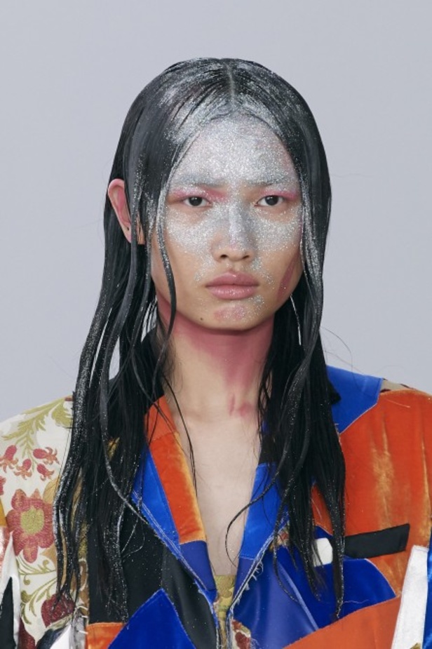 خطوط تجريدية في عرض مجموعة Marni FW20