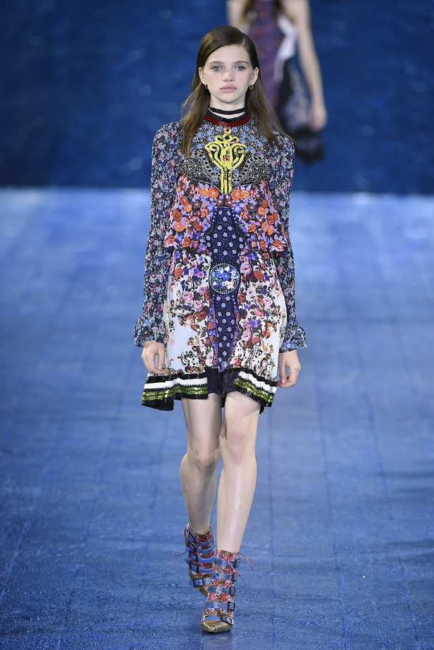 مجموعة  Mary Katrantzou لربيع وصيف 2016