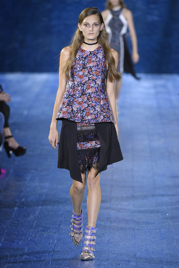 مجموعة  Mary Katrantzou لربيع وصيف 2016