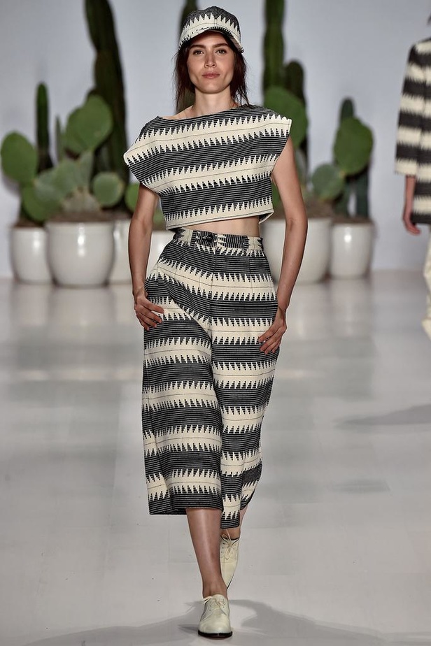 Mara Hoffman لإطلالة صيفية رائعة...