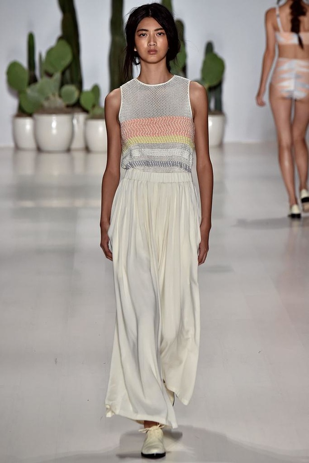 Mara Hoffman لإطلالة صيفية رائعة...