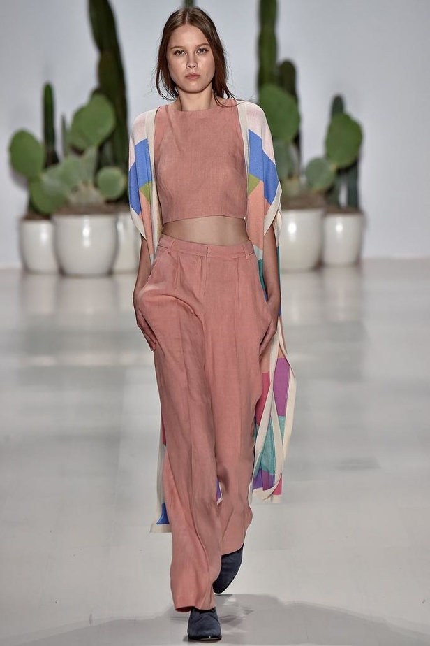 Mara Hoffman لإطلالة صيفية رائعة...