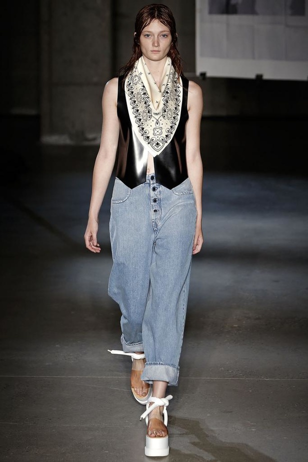 Maison Martin Margiela مزيج حضارات بين الشرق والغرب