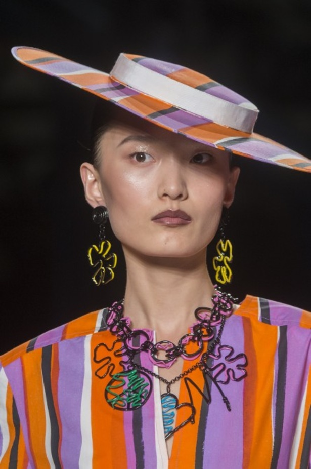 مجموعة موسكينو لموسم ربيع وصيف 2019