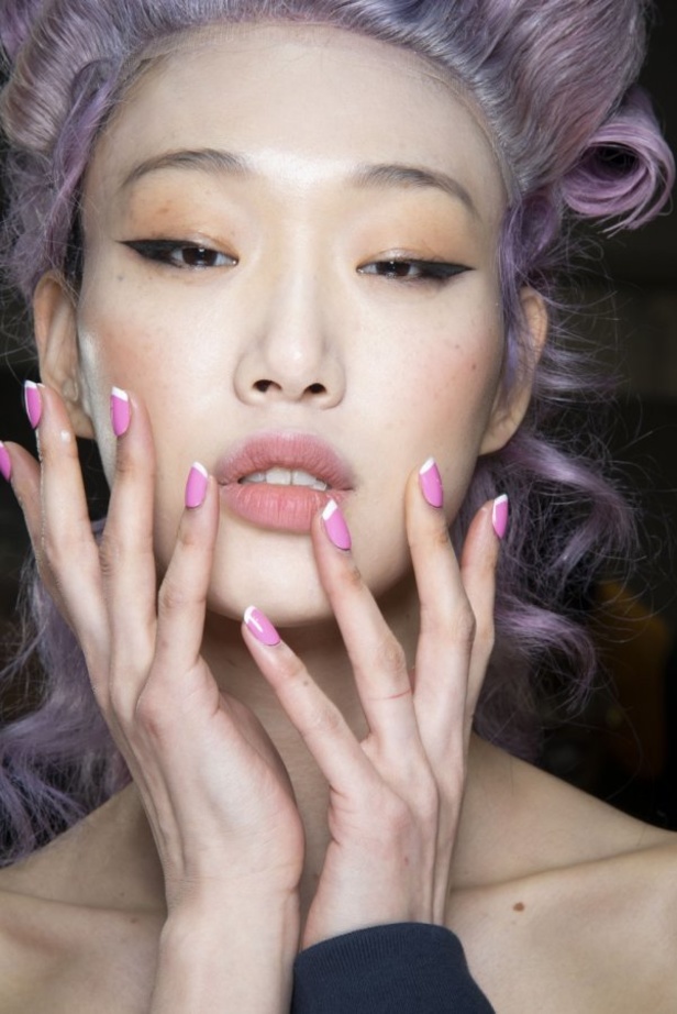 مجموعة موسكينو MOSCHINO لخريف وشتاء 2020-2021 من ميلانو