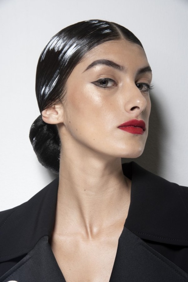 اسبوع الموضة في ميلان 2019  اخر صيحات MOSCHINO  لربيع وصيف 2020  