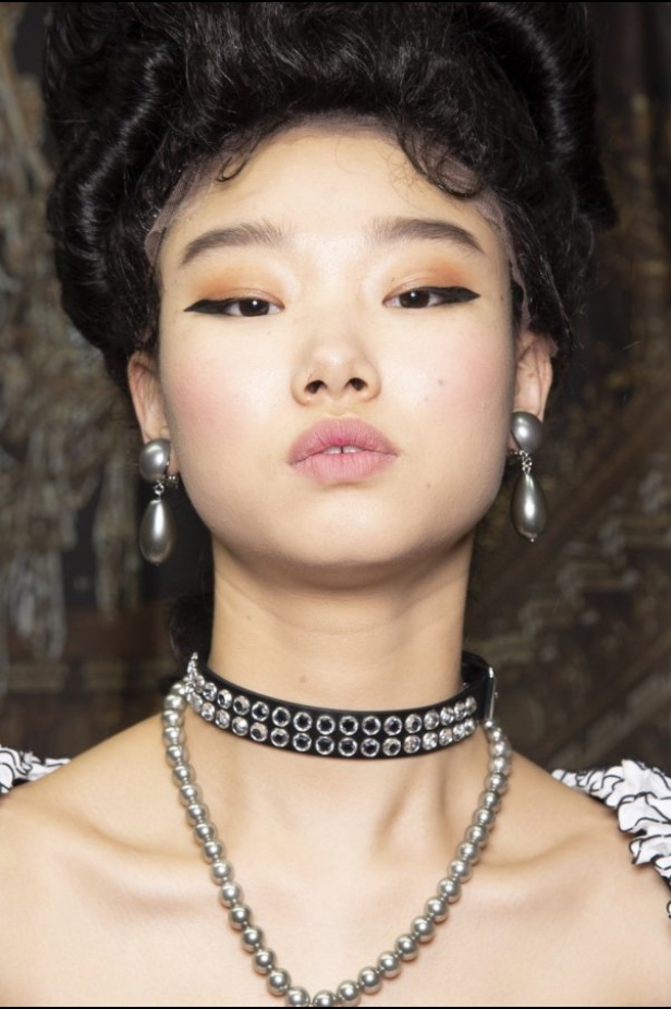 مجموعة موسكينو MOSCHINO لخريف وشتاء 2020-2021 من ميلانو