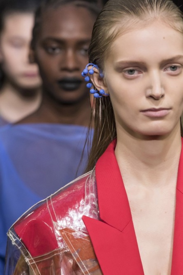 عرض أزياء Mugler لربيع وصيف 2019