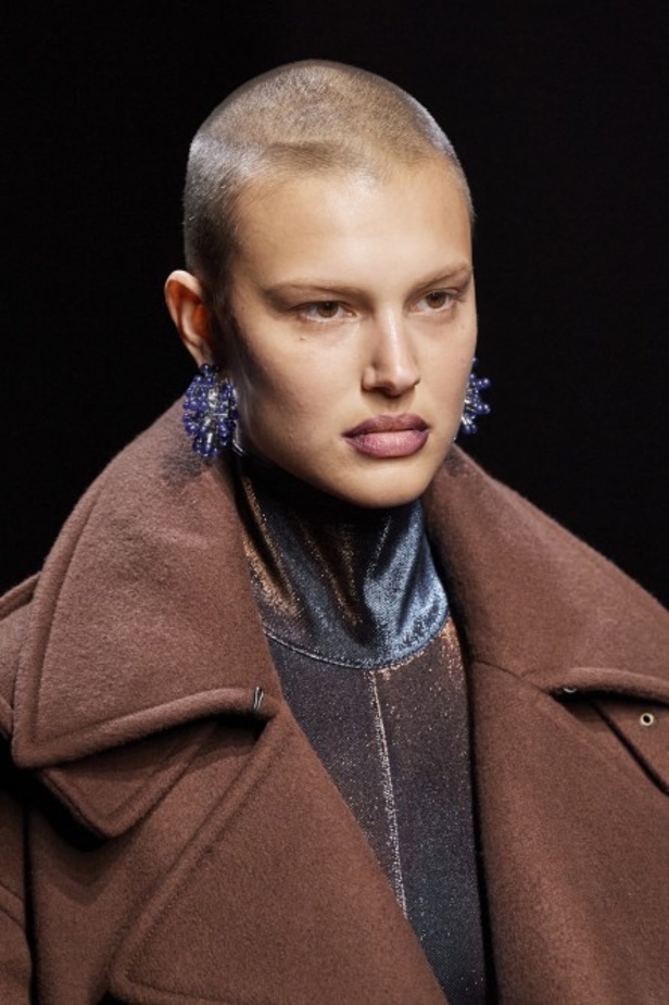 مجموعة Mugler لموسم خريف وشتاء 2020-2021