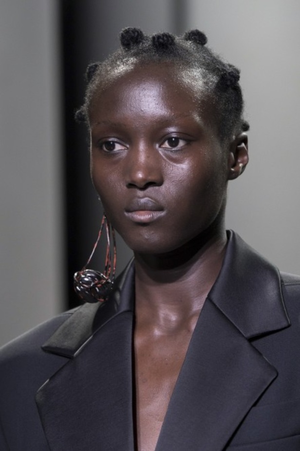 عرض أزياء موغلر لموسم خريف وشتاء 2019