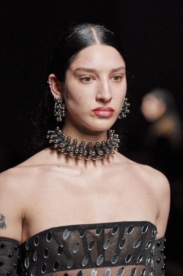 مجموعة Mugler لموسم خريف وشتاء 2020-2021