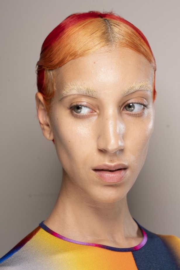 اسبوع الموضة في باريس 2019 عرض أزياء MUGLER لربيع وصيف 2020